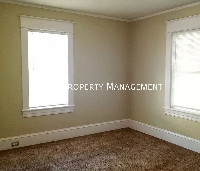 621 Elm Ave SE #2 — Photo 15