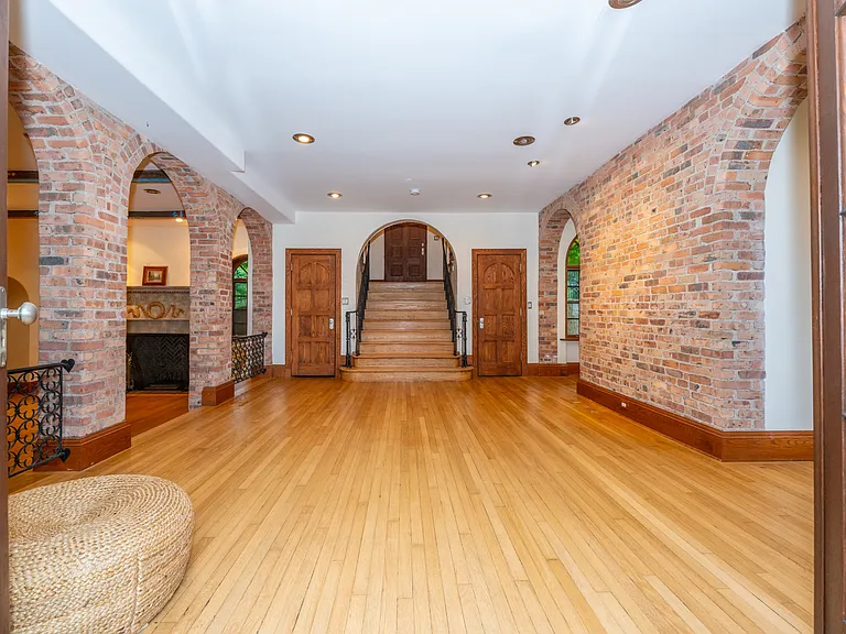 50 Rock Spring Rd — Photo 19