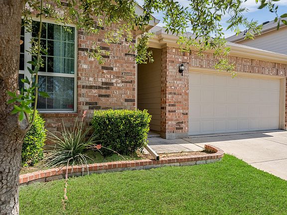 4th image of 5709 Del Rey Dr