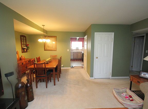 3rd image of 9443 Bay Colony Dr APT 1S
