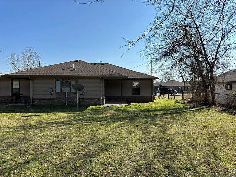 2701 Tulsa St — Photo 20