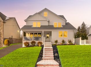 825 Grant Ave, Westfield Town, NJ 07090