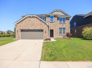 50610 Steed Dr, Canton, MI 48187