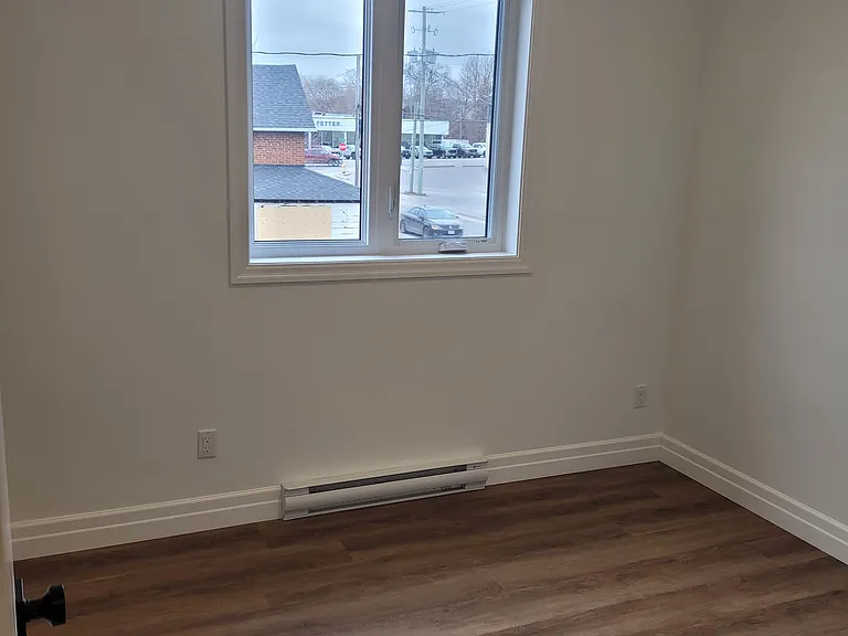 15 Bay St #3 — Photo 9