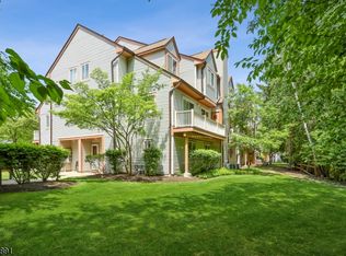 159 Woods Edge Dr, Roxbury Twp., NJ 07876