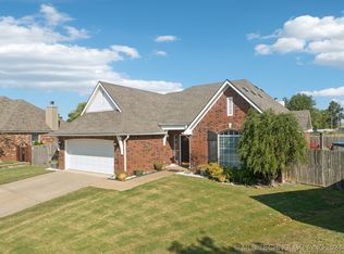 2901 W H St, Jenks, OK 74037