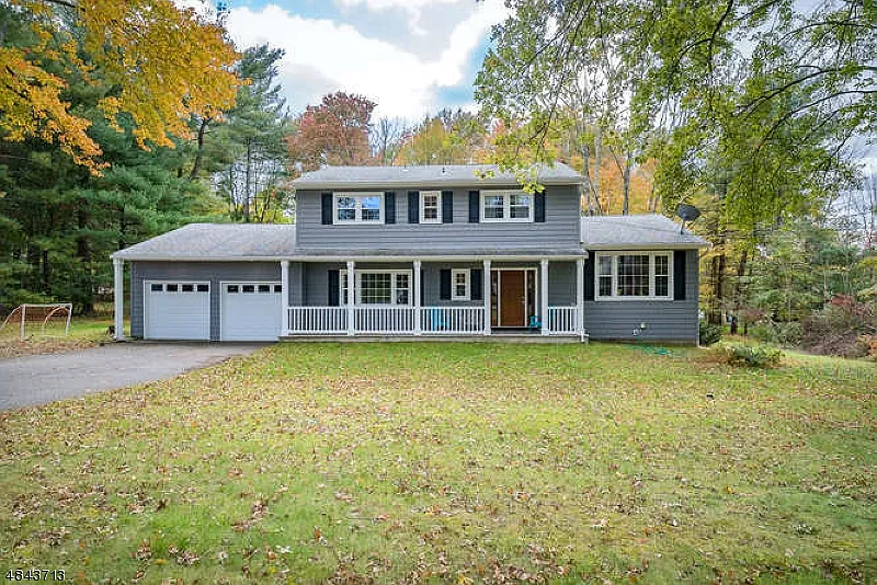 14 Westminster Dr photo 1