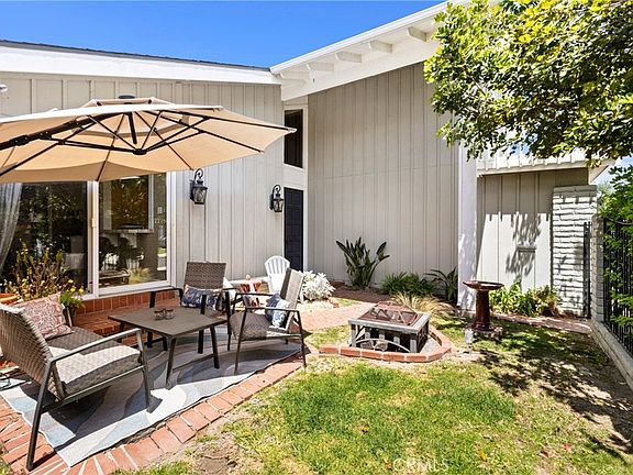 3rd image of 6541 Segovia Cir
