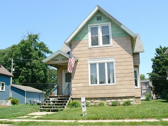 1st image of 826 Christiana St