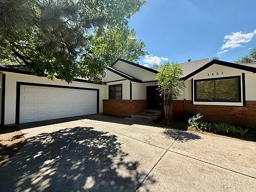 1451 S Dahlia St Photo 1