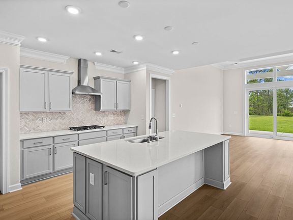 Similar Home - Kitchen