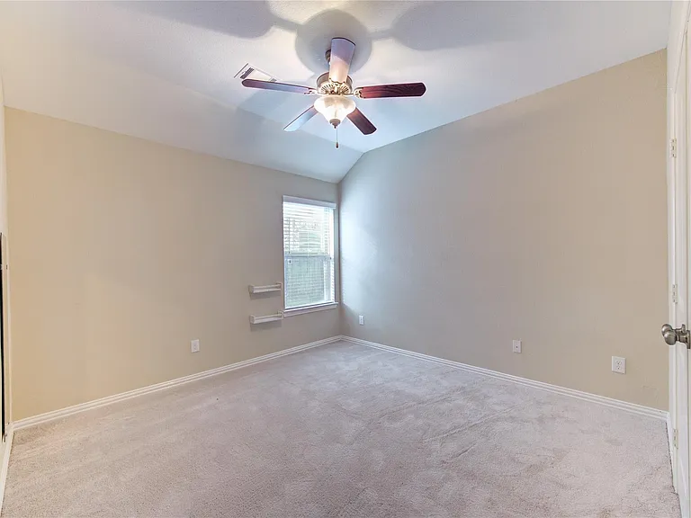 6519 Point Hollow Ln — Photo 11