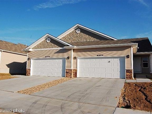 4th image of 5618 Barrington Cir