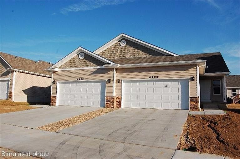1st image of 5410 Grand Oaks Pl