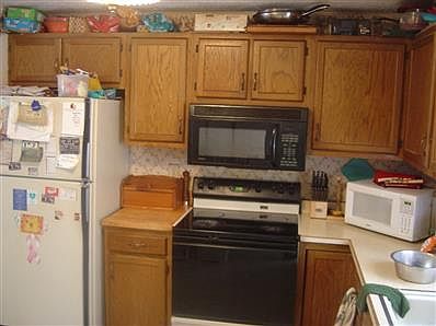 2nd image of 2608 Fairhaven Dr