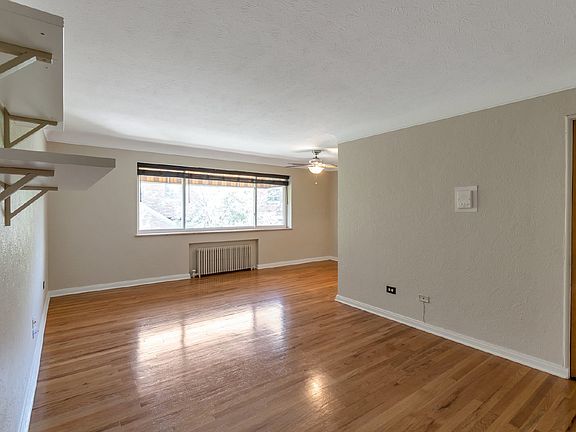 4th image of 733 E 2nd Ave APT 203