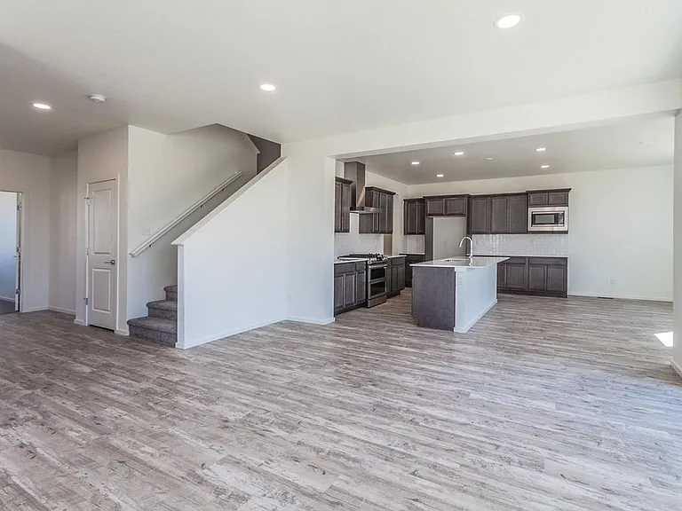 744 Trumpet Ct — Photo 18