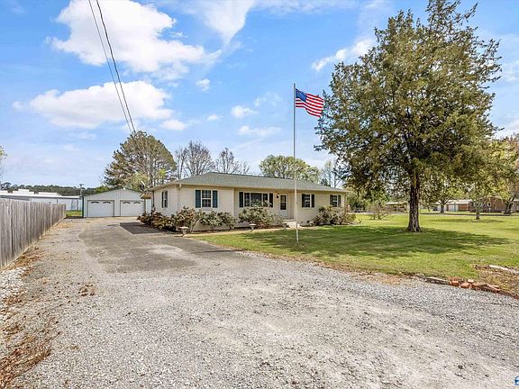 3rd image of 157 Sam Maples Rd