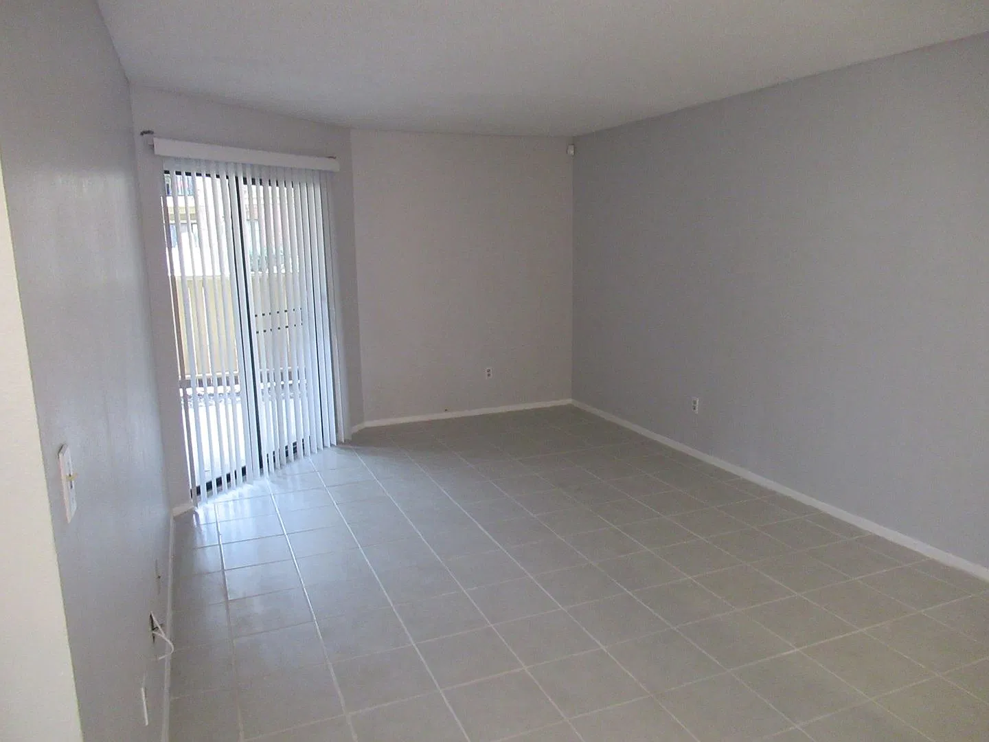 8714 Mallard Reserve Dr — Photo 4