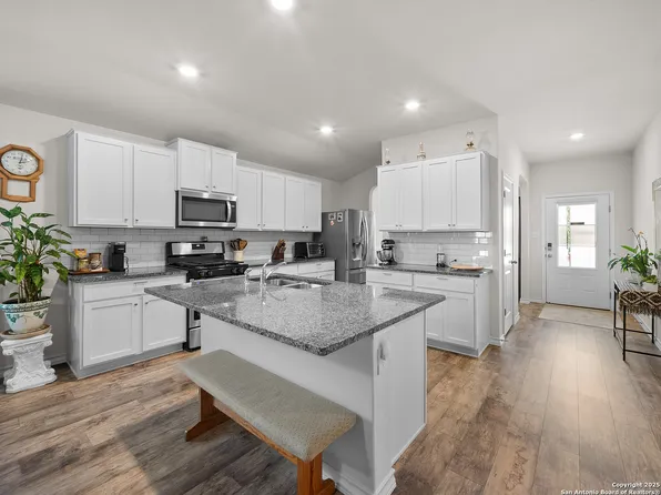 5022 Dancing Gopher, San Antonio, TX 78261