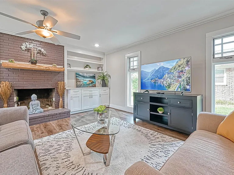 10601 Willowgrove Dr — Photo 9