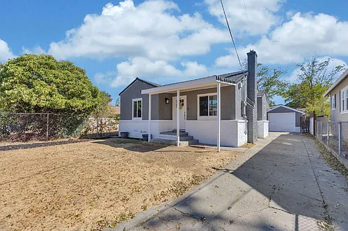 3825 35th St Photo 1