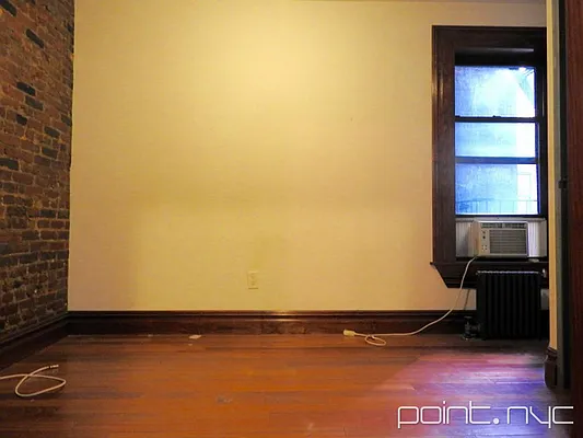 Rented by Point NYC | media 26
