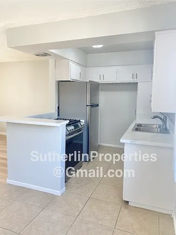 126 N Electric Ave #L — Photo 7