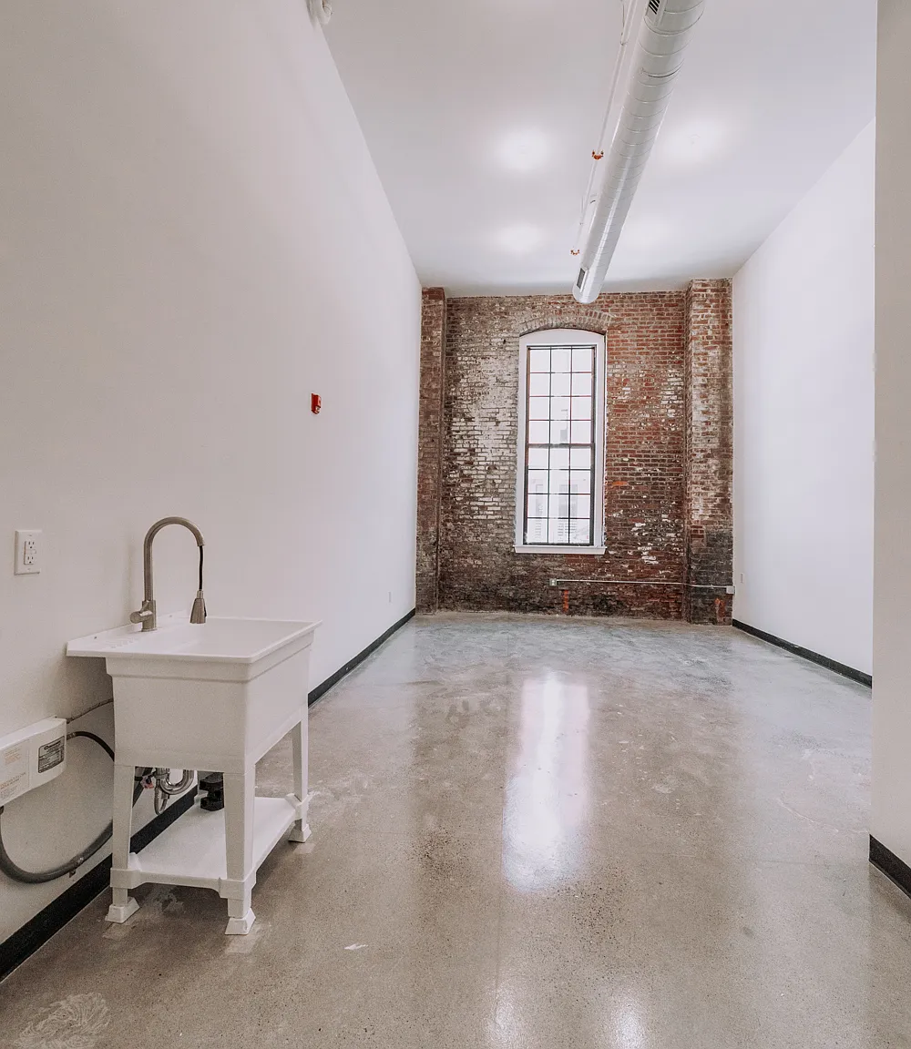 Carriage Car Lofts — Photo 3
