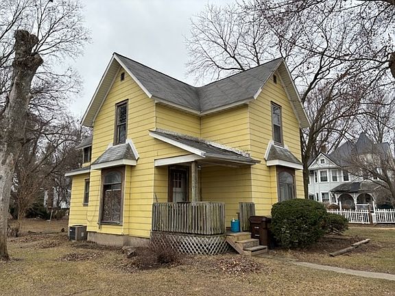 3rd image of 501 Washington St