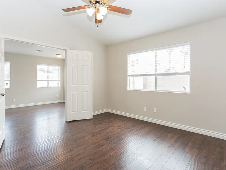 4565 Savin Cir — Photo 4