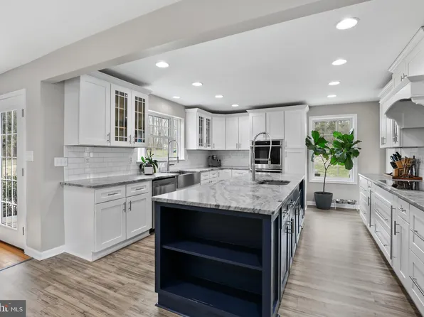 1807 Bordeaux Ct, Fallston, MD 21047