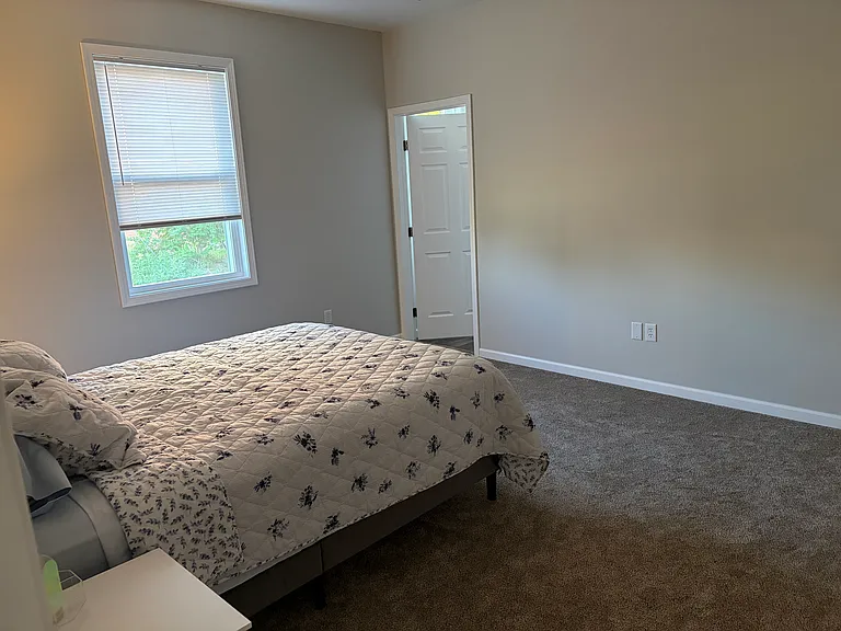 2819 Goldenrod Ln — Photo 10