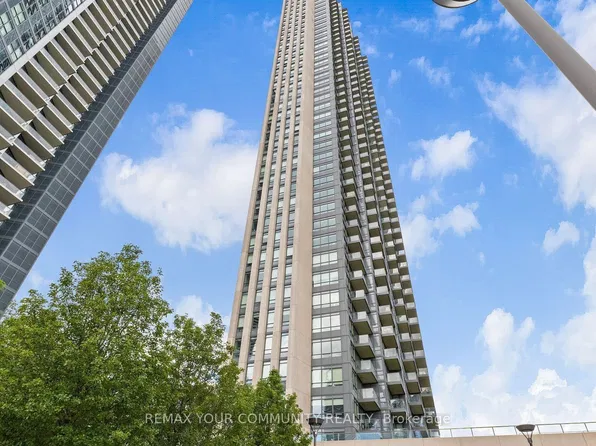 36 Park Lawn Rd, Toronto, ON