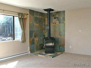 5th image of 608 S Canyon Dr E