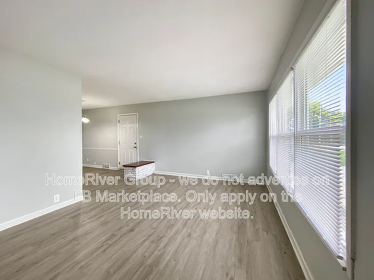 7104 Longview Rd — Photo 3