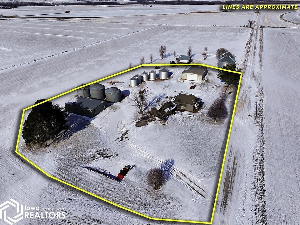 1st image of 56272 380th St