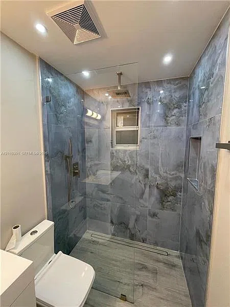4 bed, 1900 sqft, $5,800 — Photo 3