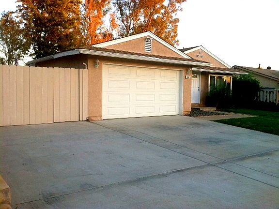 2nd image of 10407 Ironwood Ave