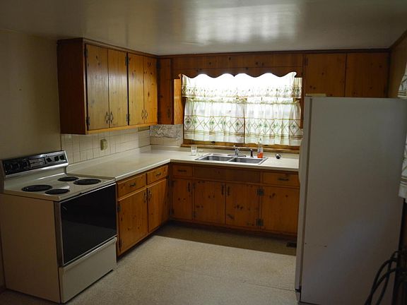 5th image of 3102 Delrose Dr
