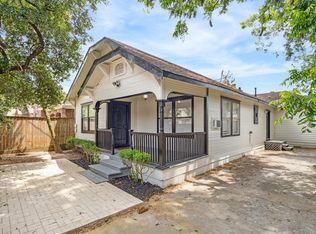 2006 Gentry St, Houston, TX 77009