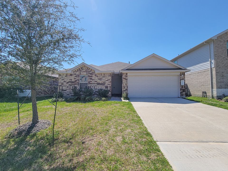 1st image of 21344 Pine Mill Dr