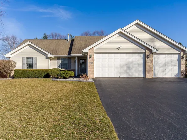 13159 Huntington Chase, Rockton, IL 61072
