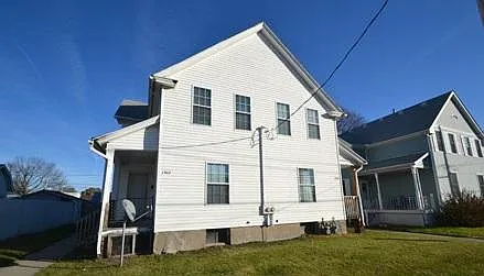 1507 Washington St — Photo 1