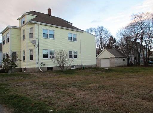 2nd image of 39 Concord Ave