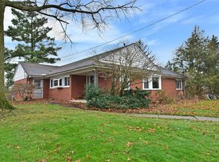 633 E Broadway Ave, Girard, OH
