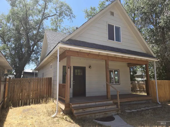 361 3rd Ave W, Twin Falls, ID 83301