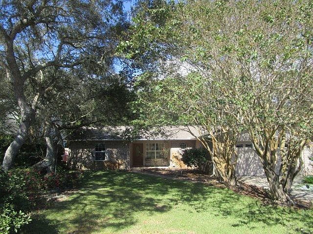 1st image of 3464 Willow Ln