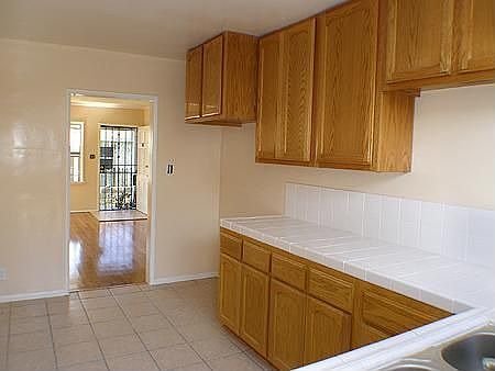 2nd image of 9418 S Manhattan Pl