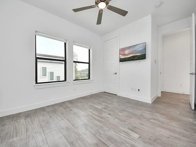 1703 Cedrocanna Ln — Photo 46